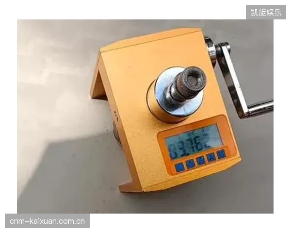 地坪的拉拔强度与防腐蚀性直接影响嵌入式传感器的稳定性，成为构建智能化赛道数据采集体系的物理基础